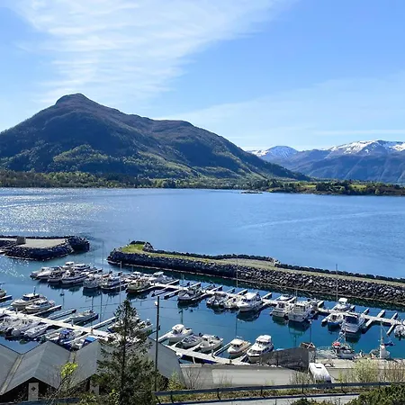 Awesome In Σπίτι διακοπών Orsta