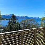 Awesome In Nyaraló *